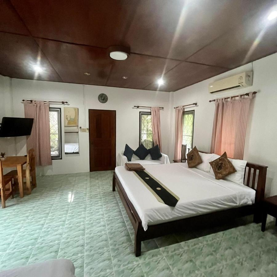 Baan Sawainam Bed & Breakfast Ko Tao Bagian luar foto