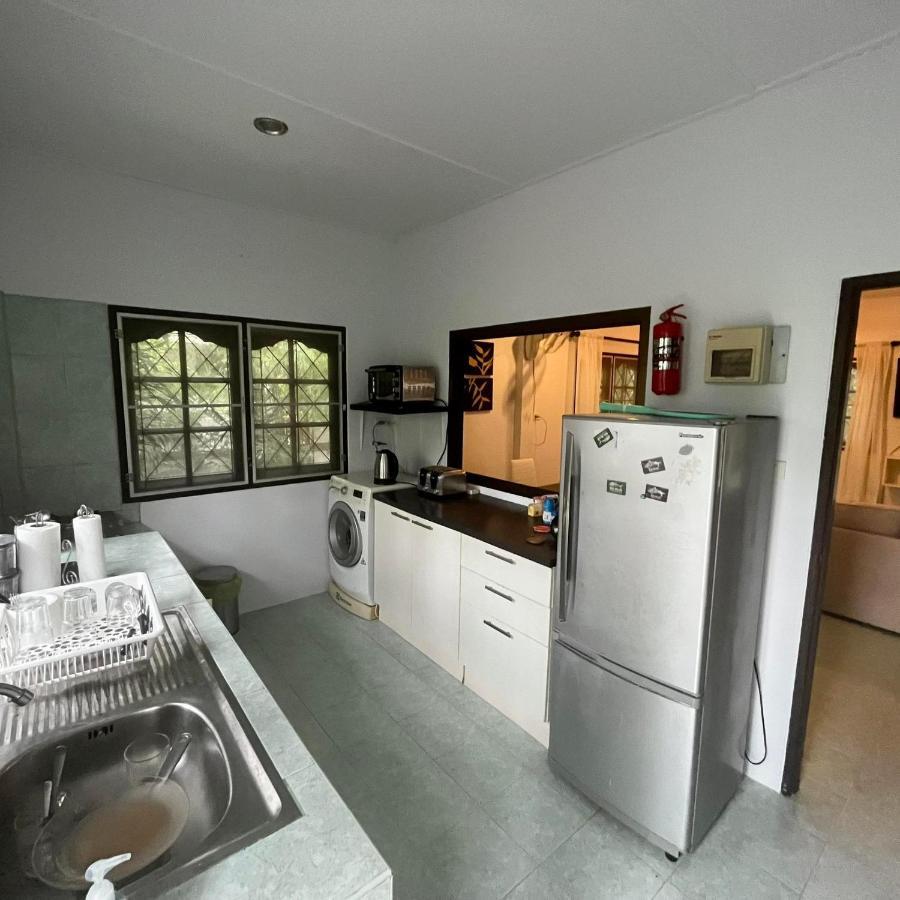 Baan Sawainam Bed & Breakfast Ko Tao Bagian luar foto